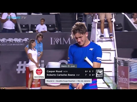 球场中场的 球场中场的